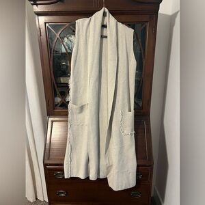 Tahari Cream Women's Duster Vest with Pockets.